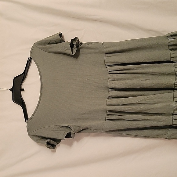 SEE YOU MONDAY DRESS - Picture 3 of 5